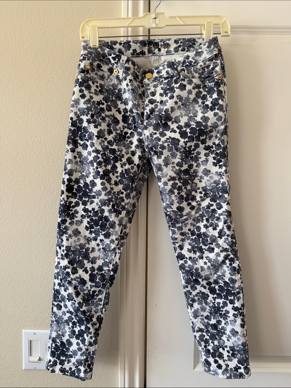 Michael Kors Black & White Floral Ankle Jeans